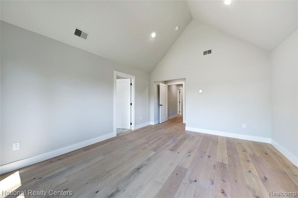 main property photo 53