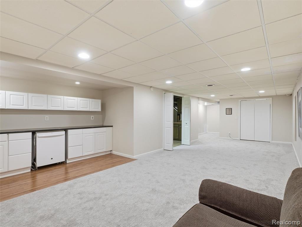 property viewer photo 47
