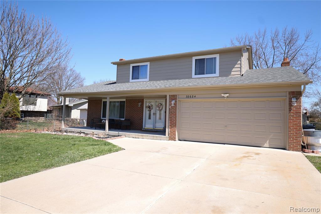 main property photo 2