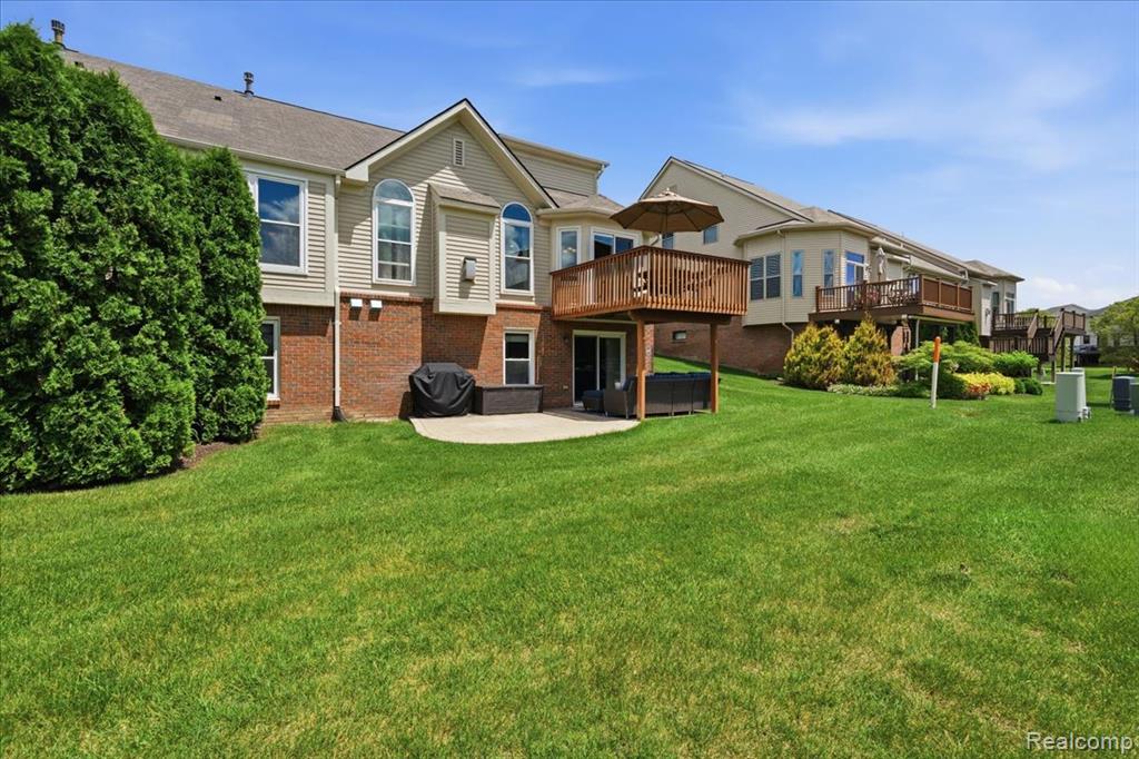 main property photo 38
