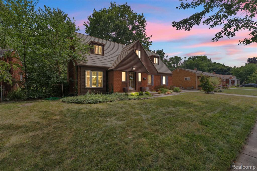 main property photo 47