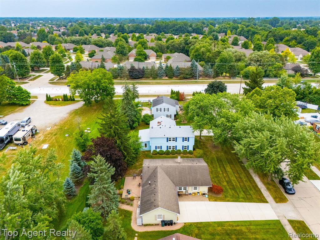 main property photo 49