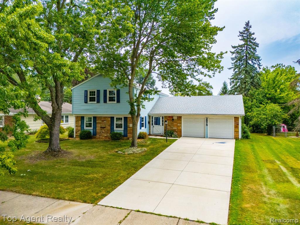 main property photo 52