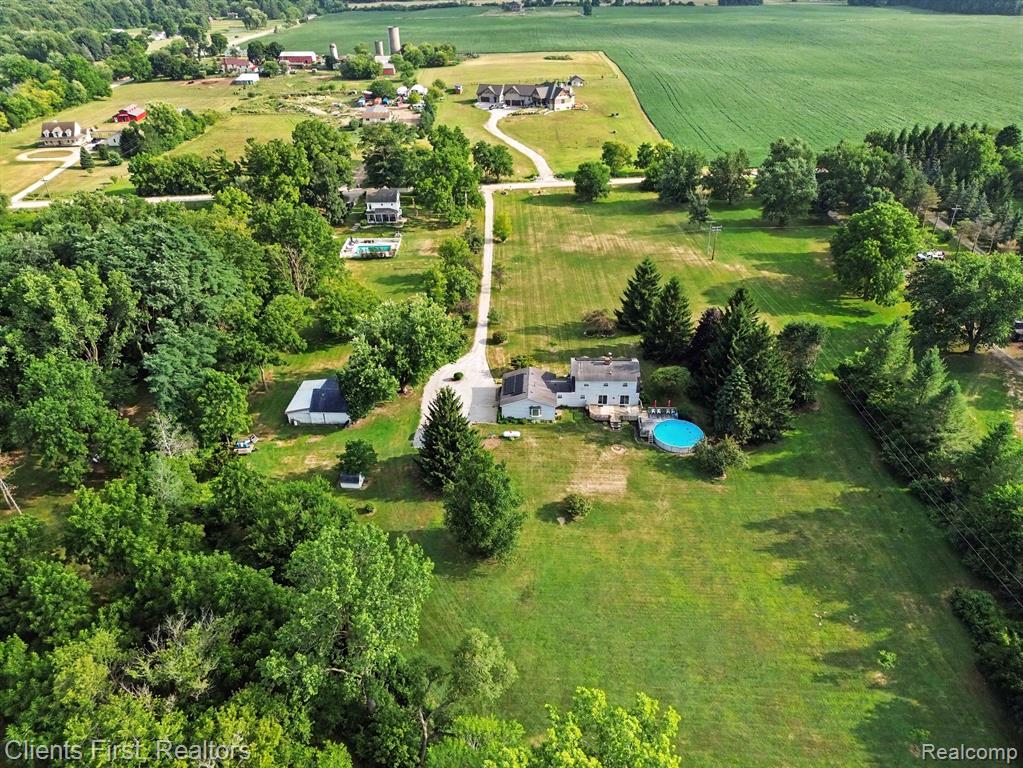 main property photo 50