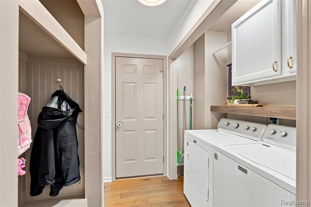 property viewer photo 25