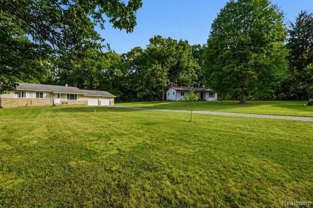 main property photo 37