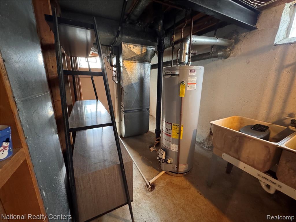 main property photo 22