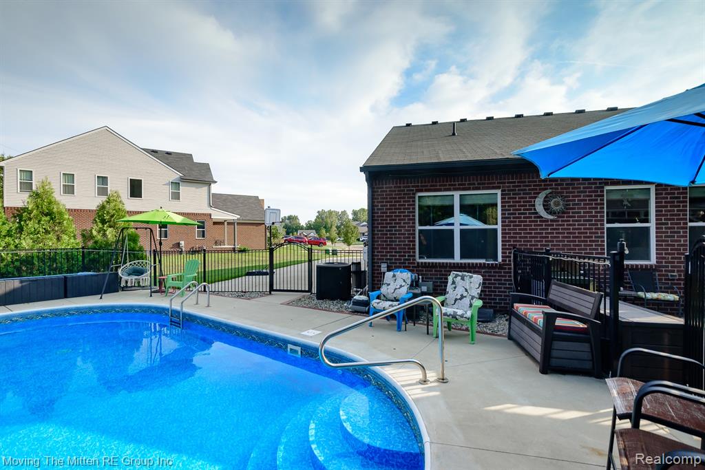 main property photo 52