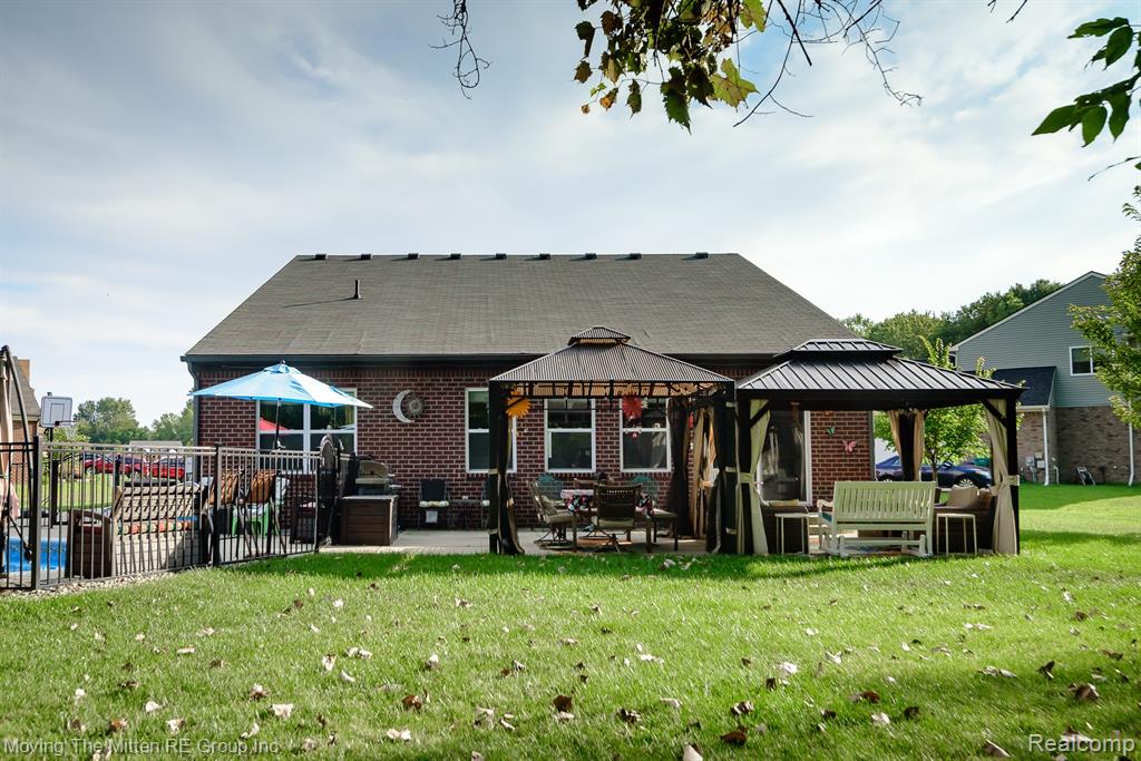 main property photo 62
