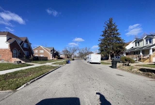 main property photo 9