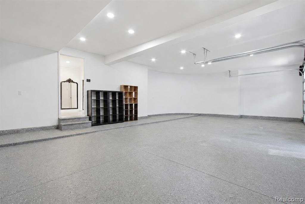 main property photo 62