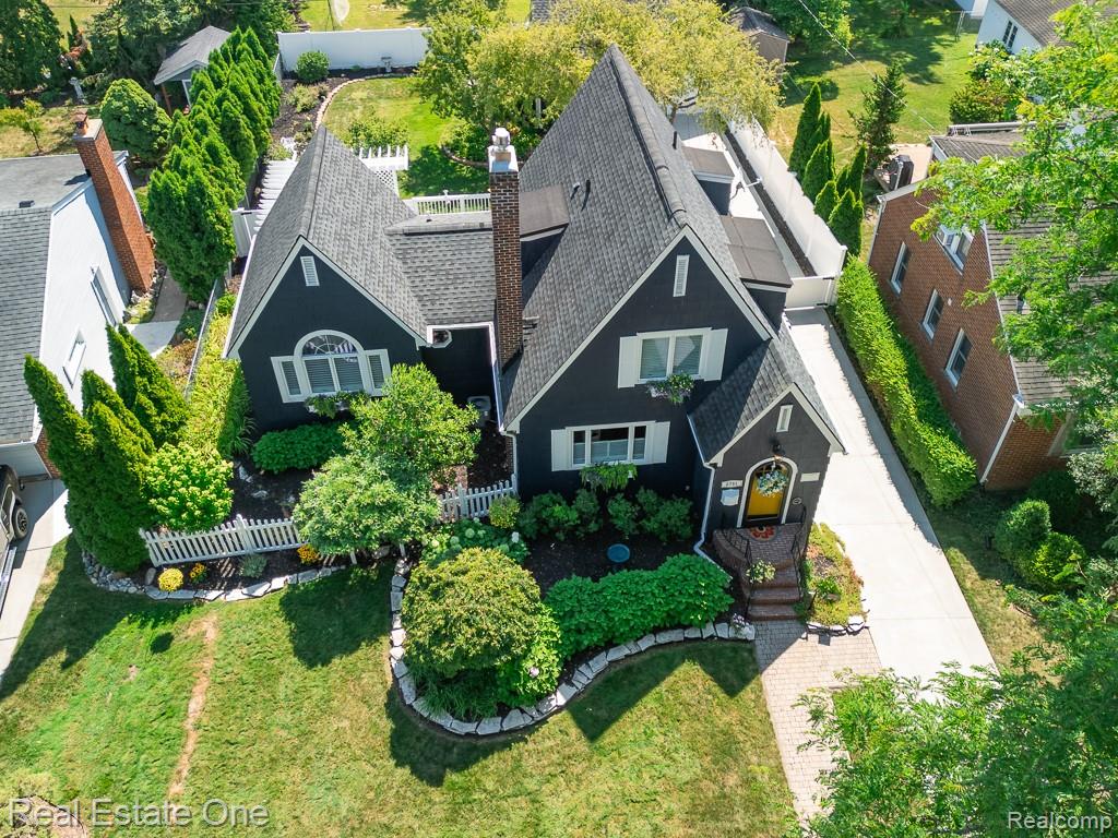 main property photo 51