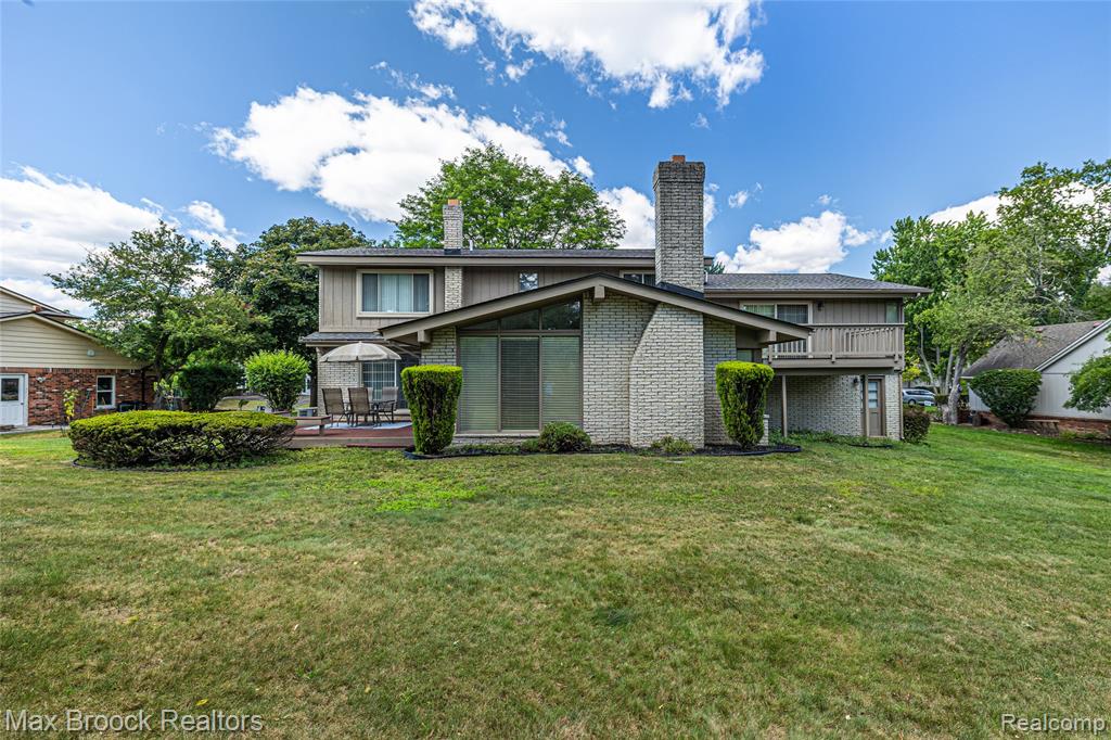 main property photo 26