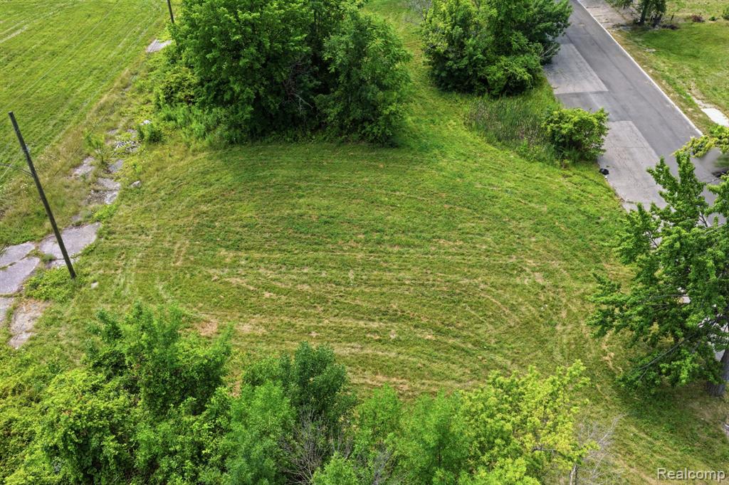 main property photo 15