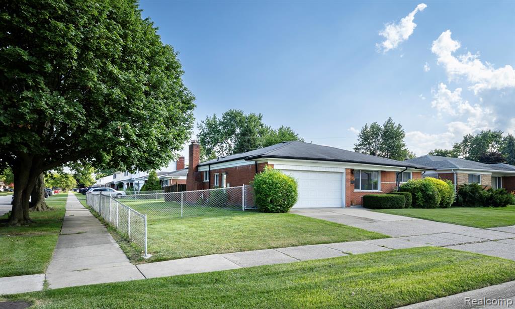 property viewer photo 17