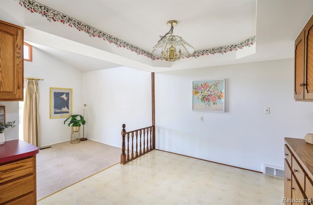 property viewer photo 3