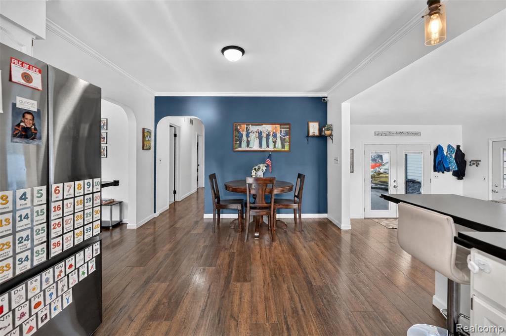 property viewer photo 15