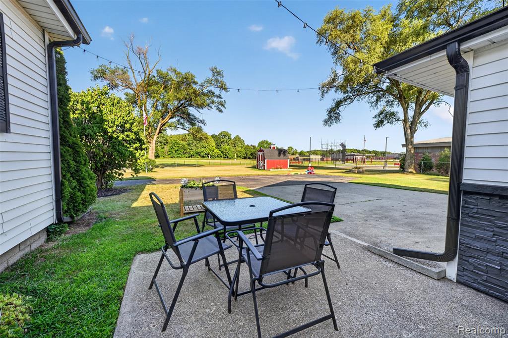 property viewer photo 50