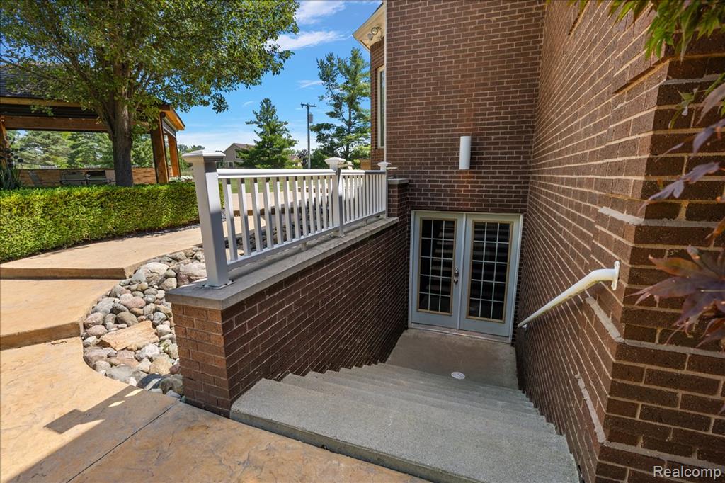 main property photo 57