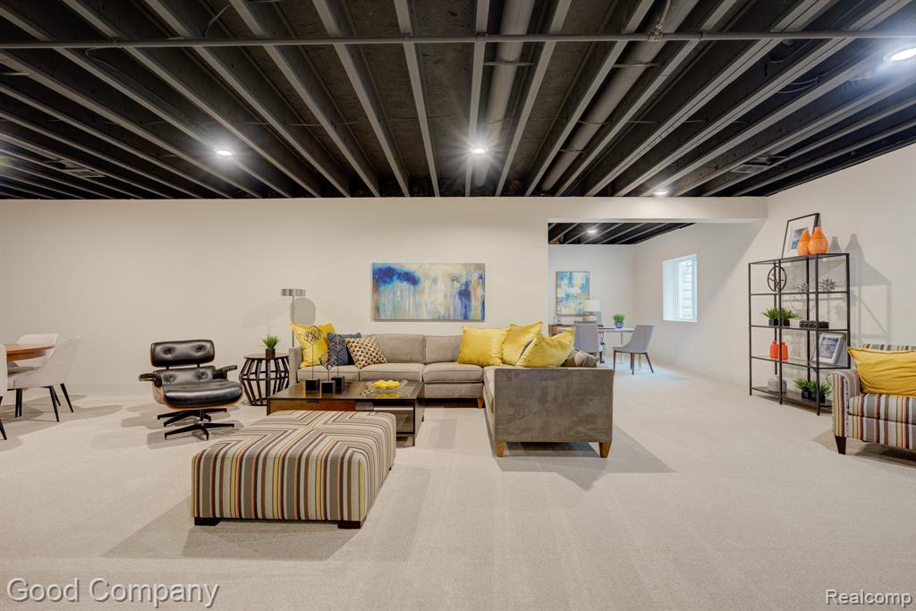 main property photo 68
