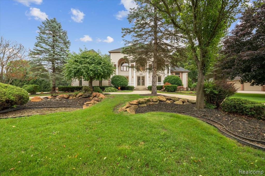 main property photo 3