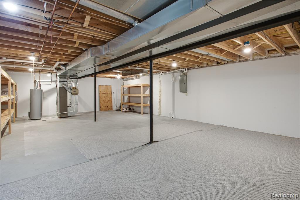 main property photo 24