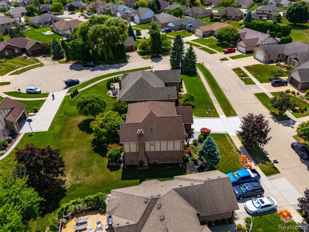 main property photo 60