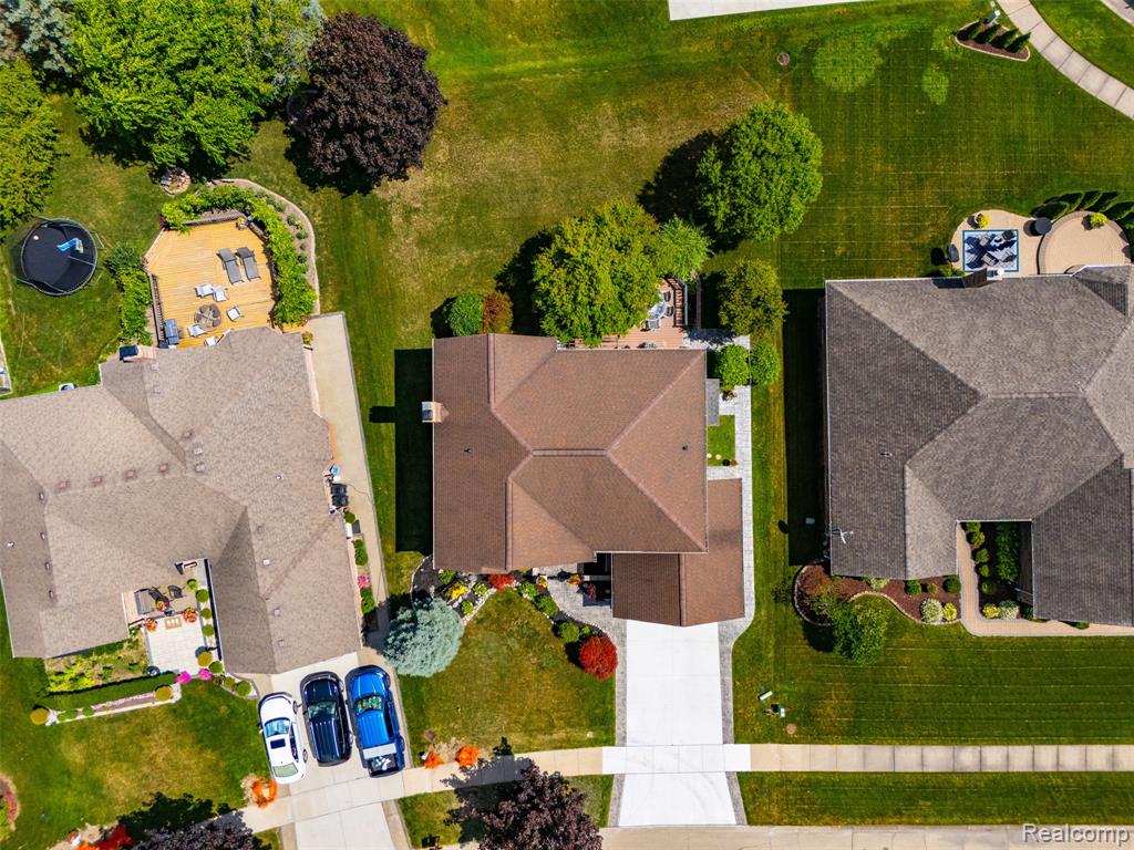main property photo 71
