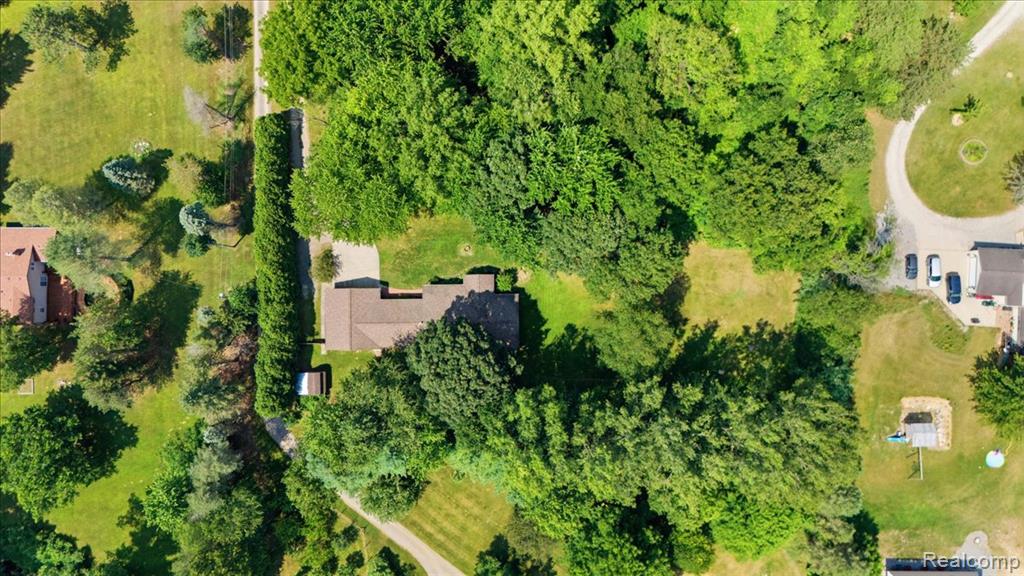 main property photo 47
