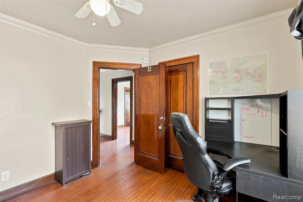 main property photo 20
