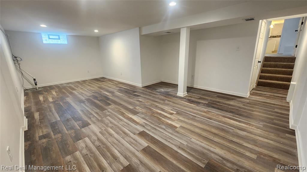 property viewer photo 24