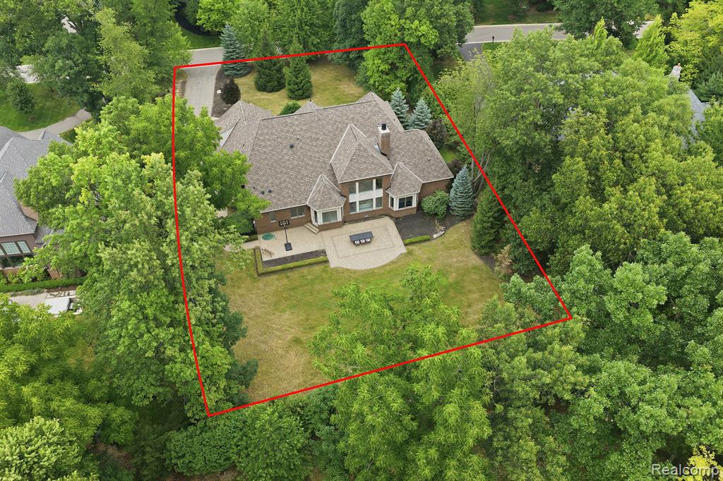 main property photo 51