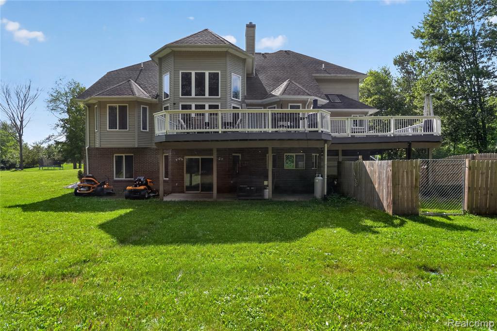 main property photo 65