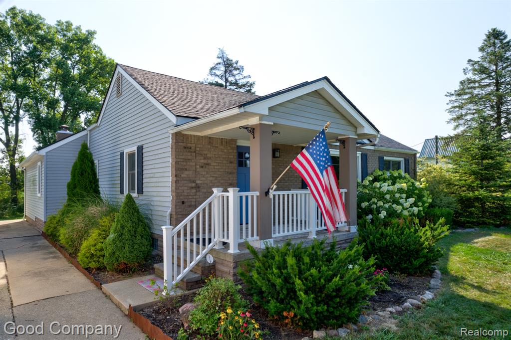 main property photo 66