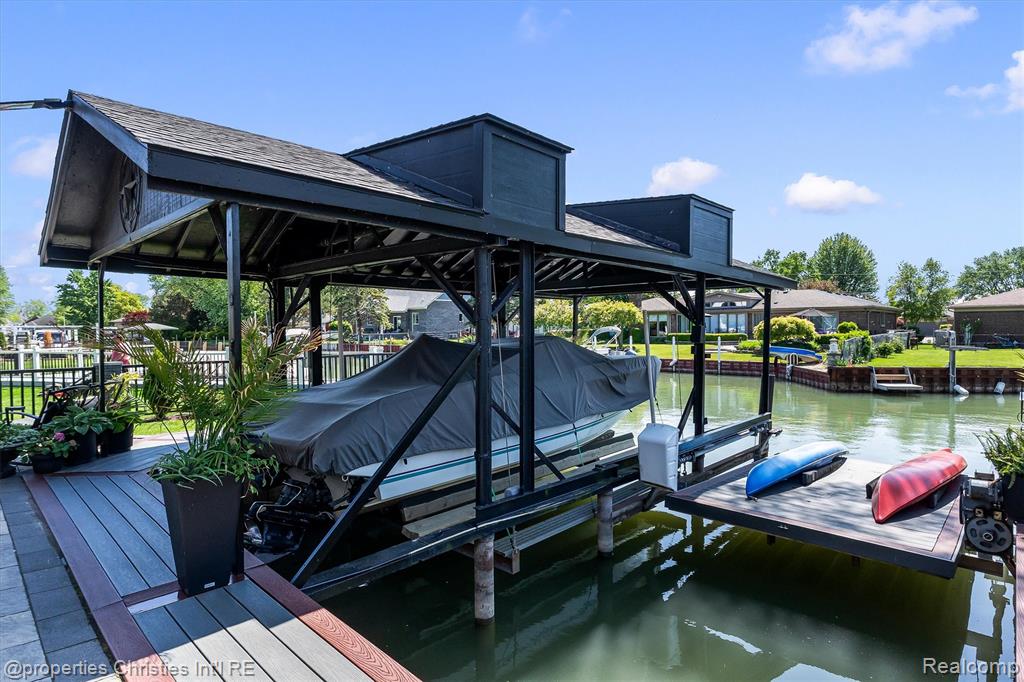 main property photo 62