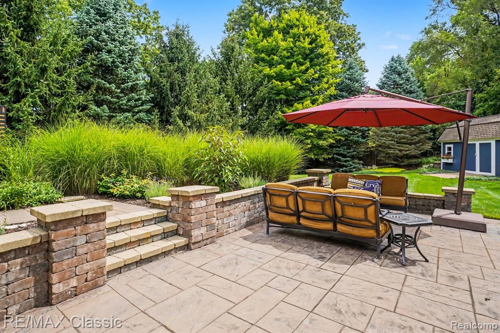 main property photo 43