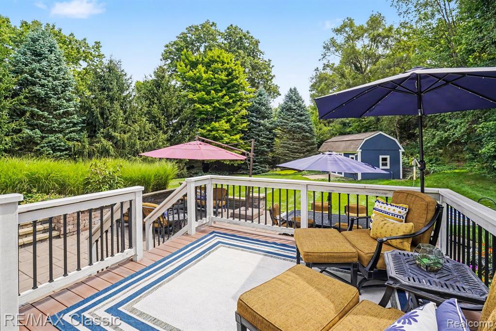 main property photo 44
