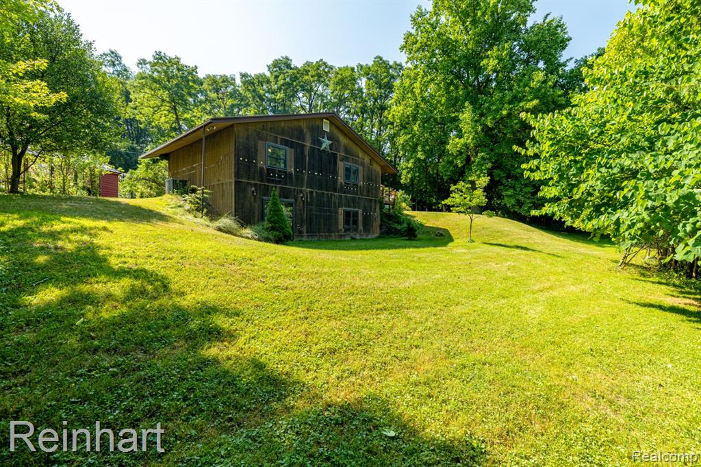 main property photo 39
