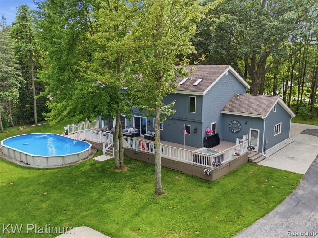 main property photo 50