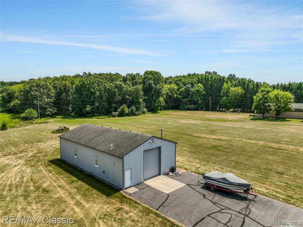 main property photo 50