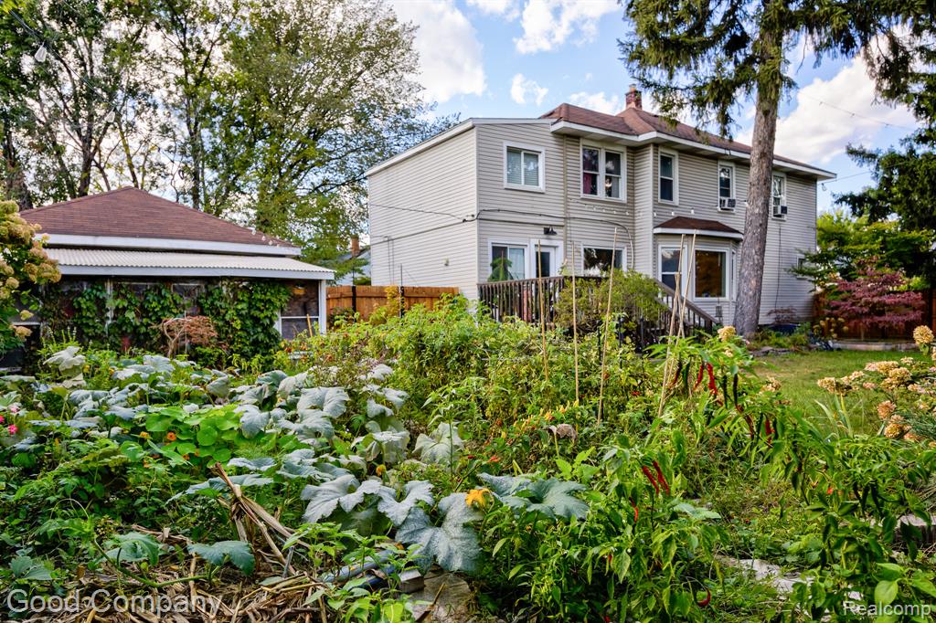 main property photo 56