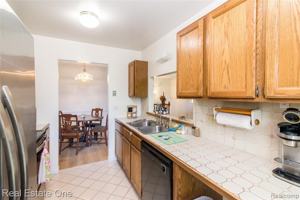 property viewer photo 7