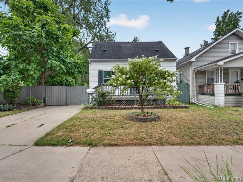 main property photo 2