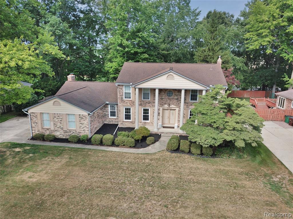 main property photo 7