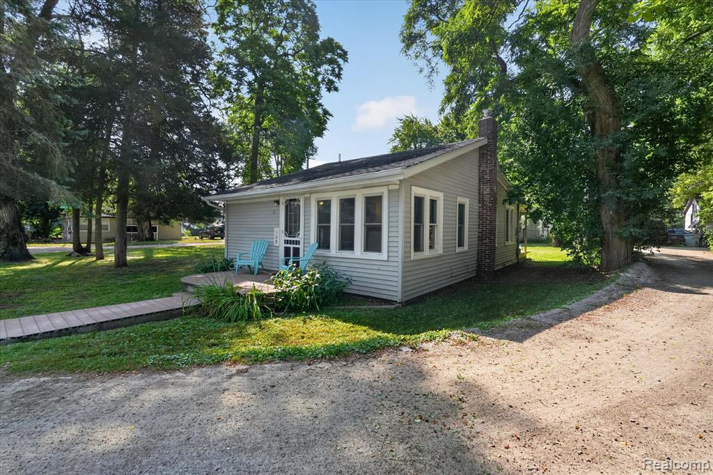 main property photo 39