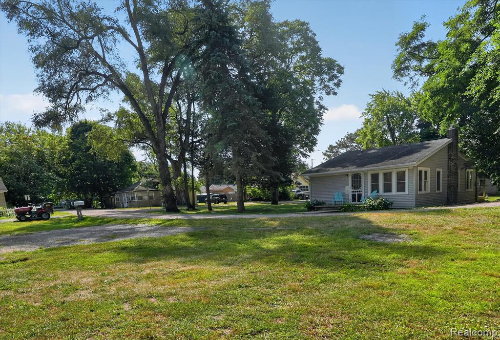 main property photo 46