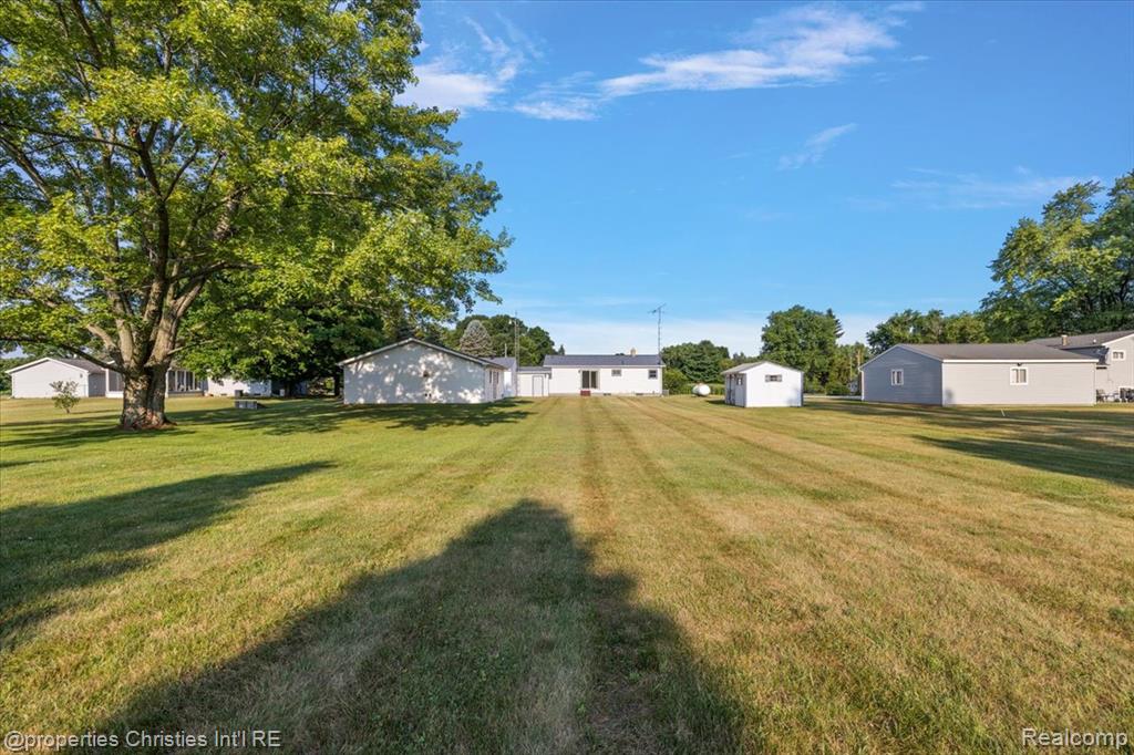 main property photo 49