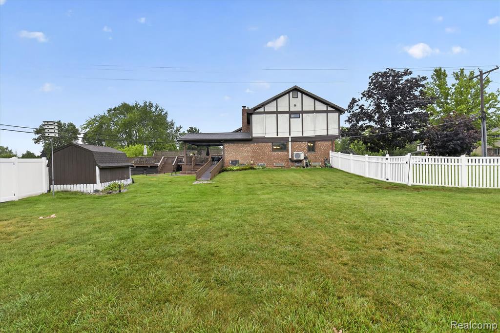 main property photo 44