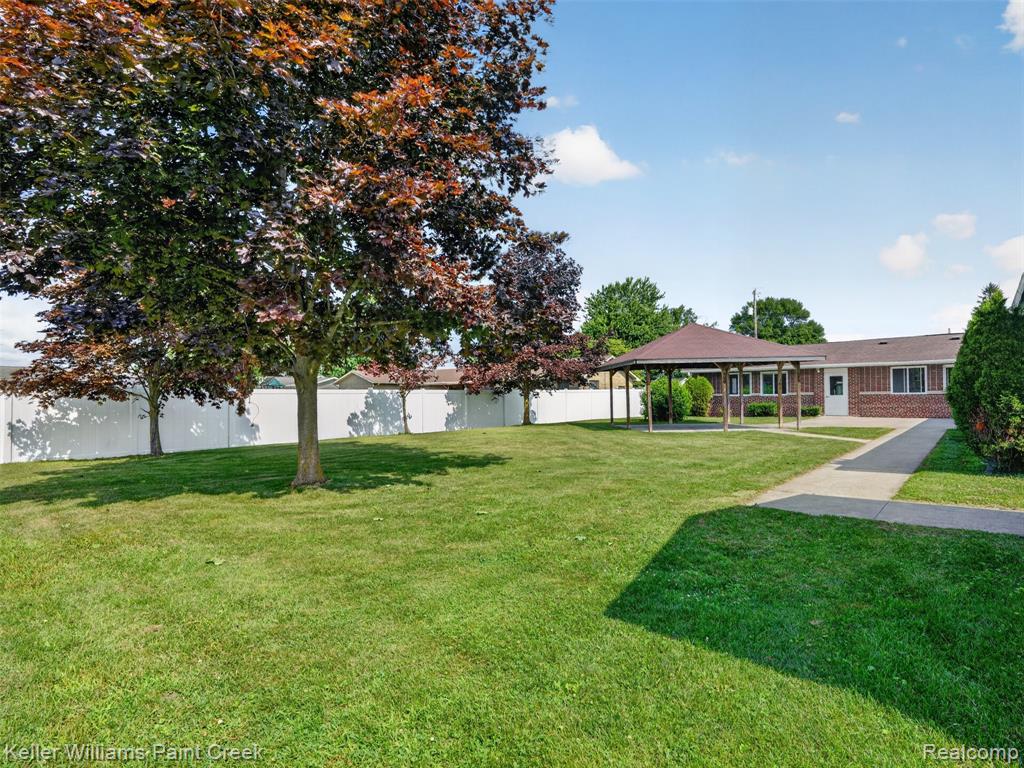 main property photo 65