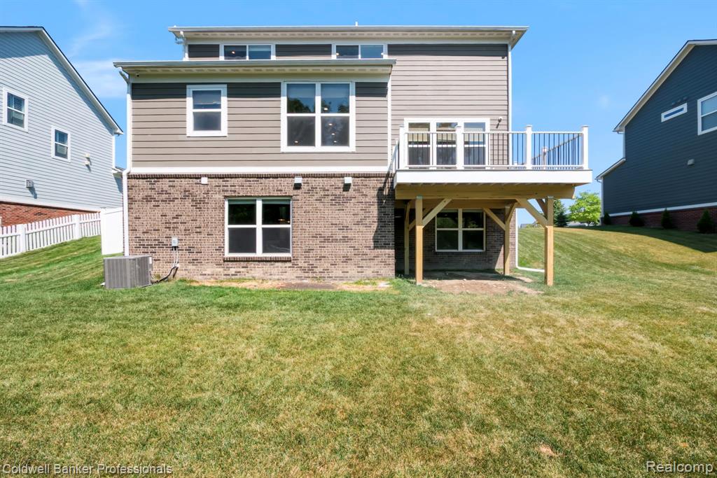 main property photo 57